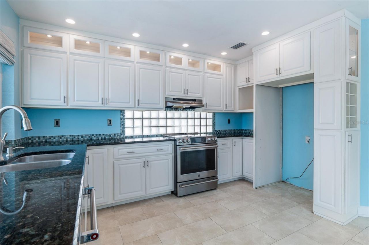 339 Ocean Shore Boulevard, Ormond Beach, FL 32176 Photo