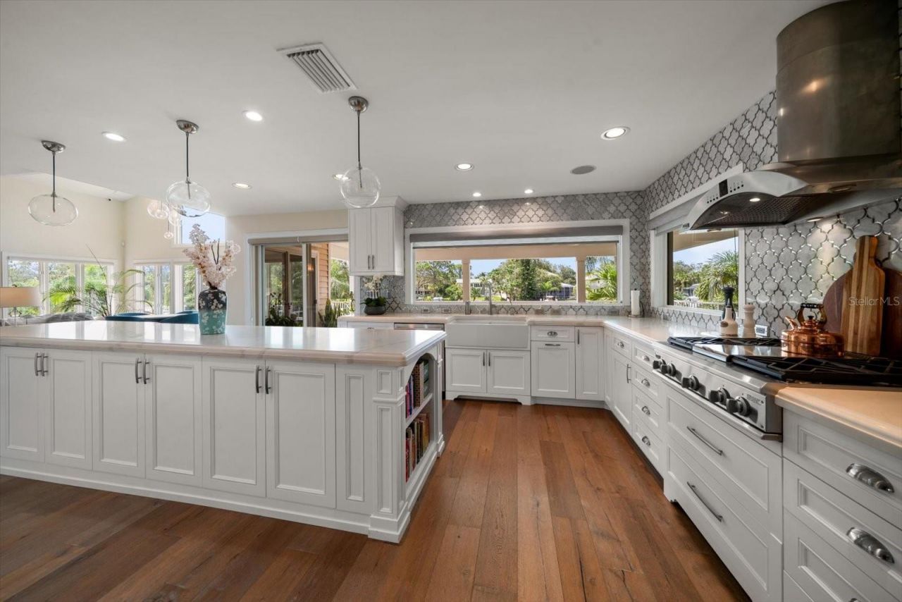 2016 Gulfview Drive, Holiday, FL 34691 Photo