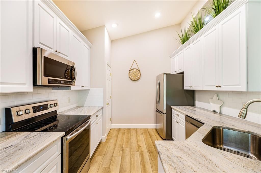 19081 Ridgepoint Dr, Unit 202, Estero, FL 33928 Photo