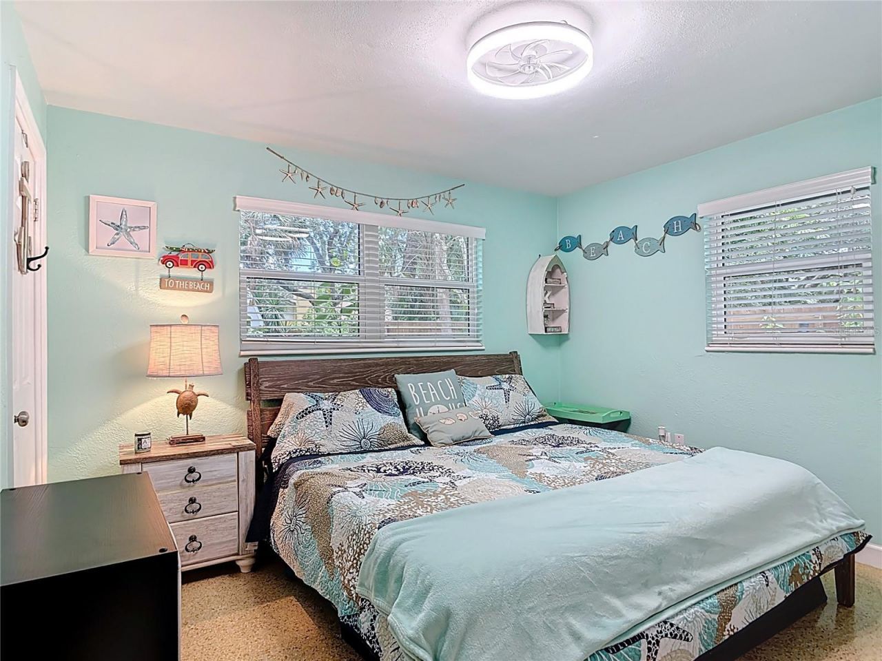 657 S Pine Street, New Smyrna Beach, FL 32169 Photo