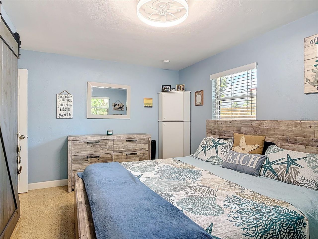 657 S Pine Street, New Smyrna Beach, FL 32169 Photo