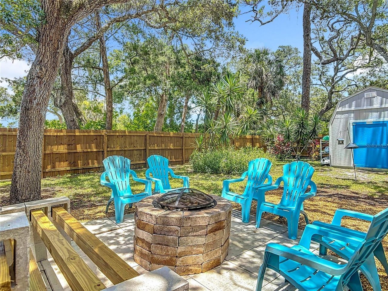 657 S Pine Street, New Smyrna Beach, FL 32169 Photo