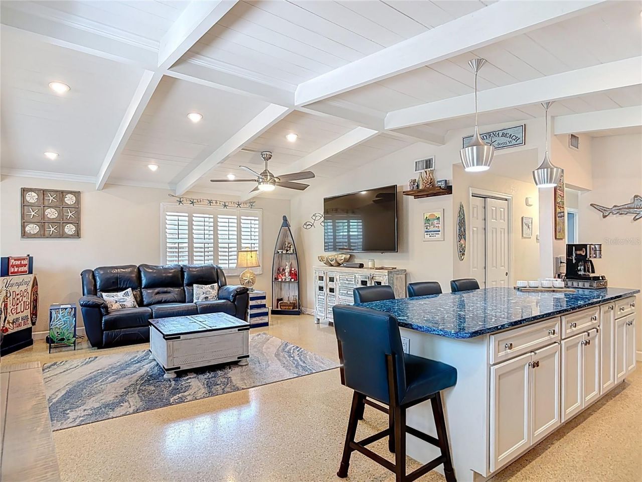 657 S Pine Street, New Smyrna Beach, FL 32169 Photo