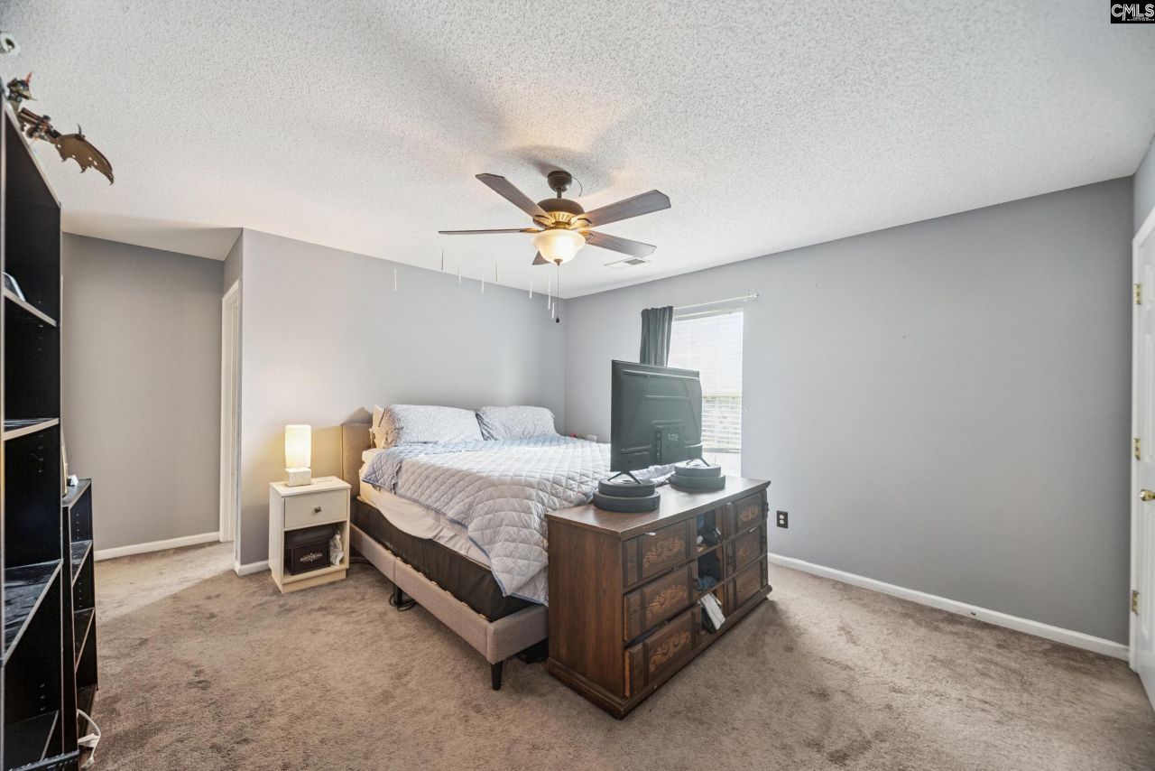 204 Pineclave Circle Photo 19