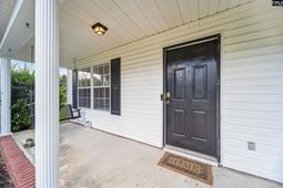 204 Pineclave Circle photo 4