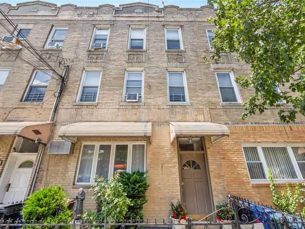 7408 15 Avenue, Brooklyn, NY 11228