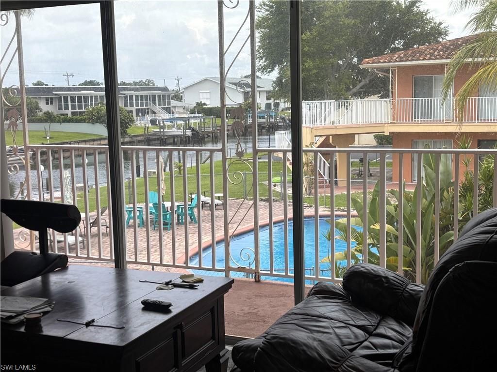 879 SE 46th Ln, Unit 8, Cape Coral, FL 33904 Photo