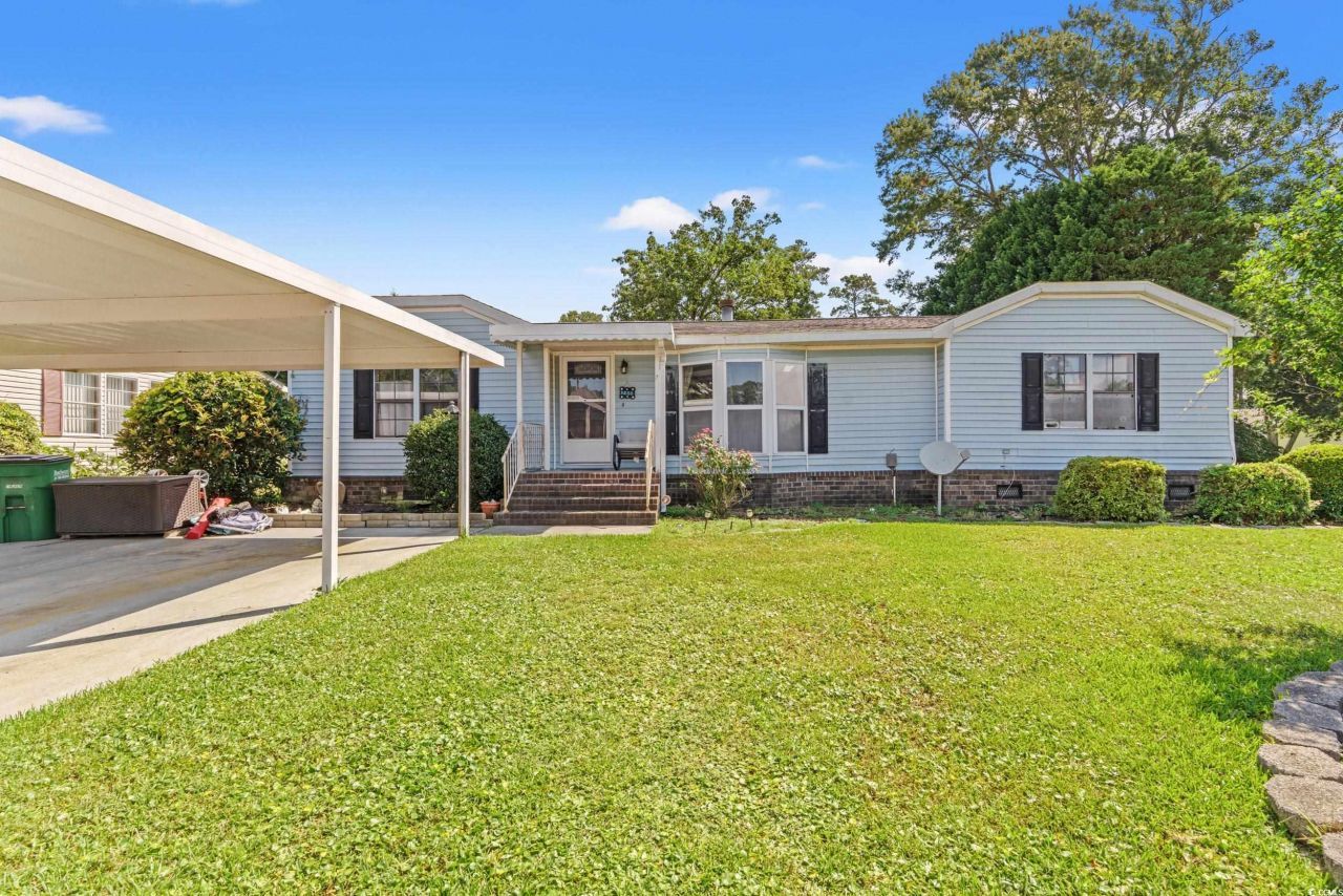 1715 Clubhouse Dr. Photo 1