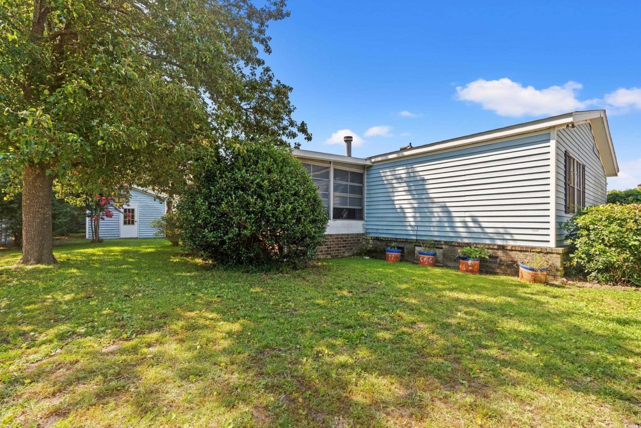 1715 Clubhouse Dr. Photo 5