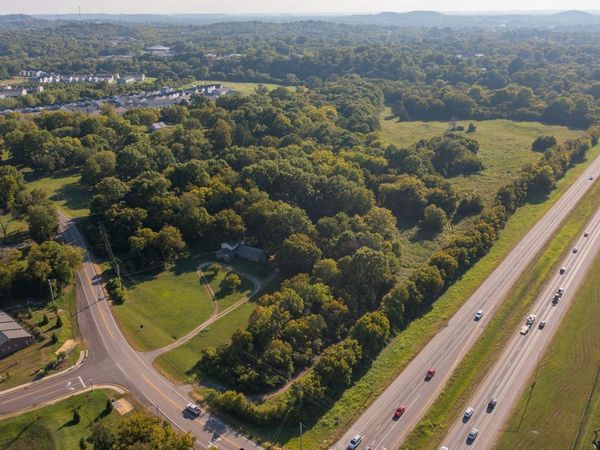 231 Theta Pike, Columbia, TN 38401