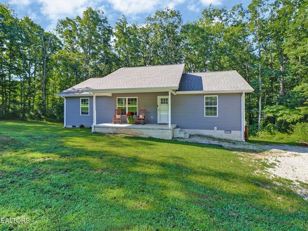 2296 Memory Garden Rd, Jamestown, TN 38556