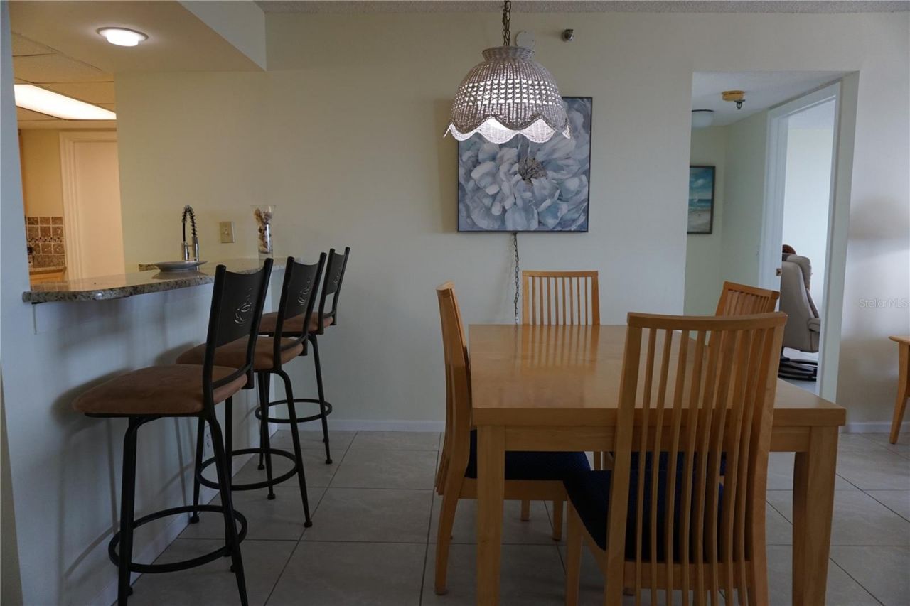 6322 Palma Del Mar Boulevard S, Unit 1205, Saint Petersburg, FL 33715 Photo