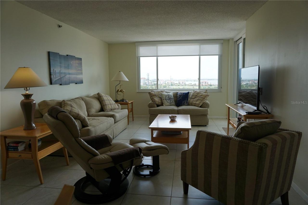 6322 Palma Del Mar Boulevard S, Unit 1205, Saint Petersburg, FL 33715 Photo