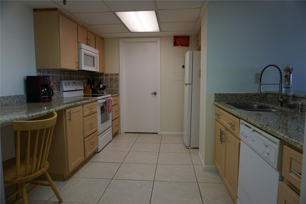 6322 Palma Del Mar Boulevard S, Unit 1205, Saint Petersburg, FL 33715 Photo