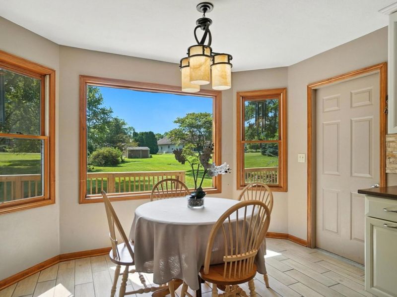 1435 E Choctaw Drive, London, OH 43140 Photo 18