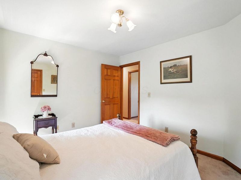 1435 E Choctaw Drive, London, OH 43140 Photo 30