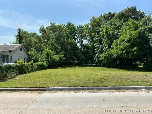 3118 E Archer Street, Tulsa, OK 74110