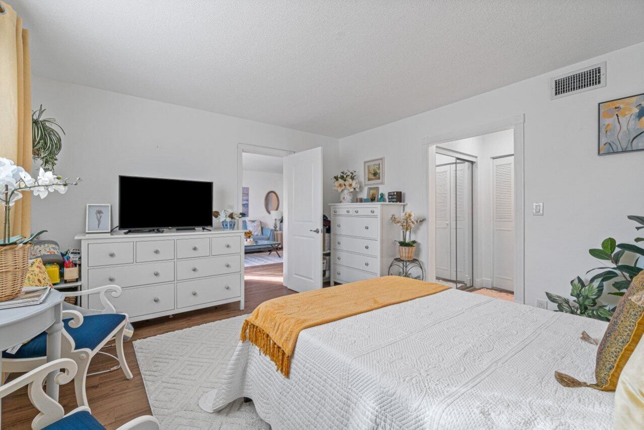 2855 S Garden Drive, Unit 211, Lake Worth, FL 33461 Photo
