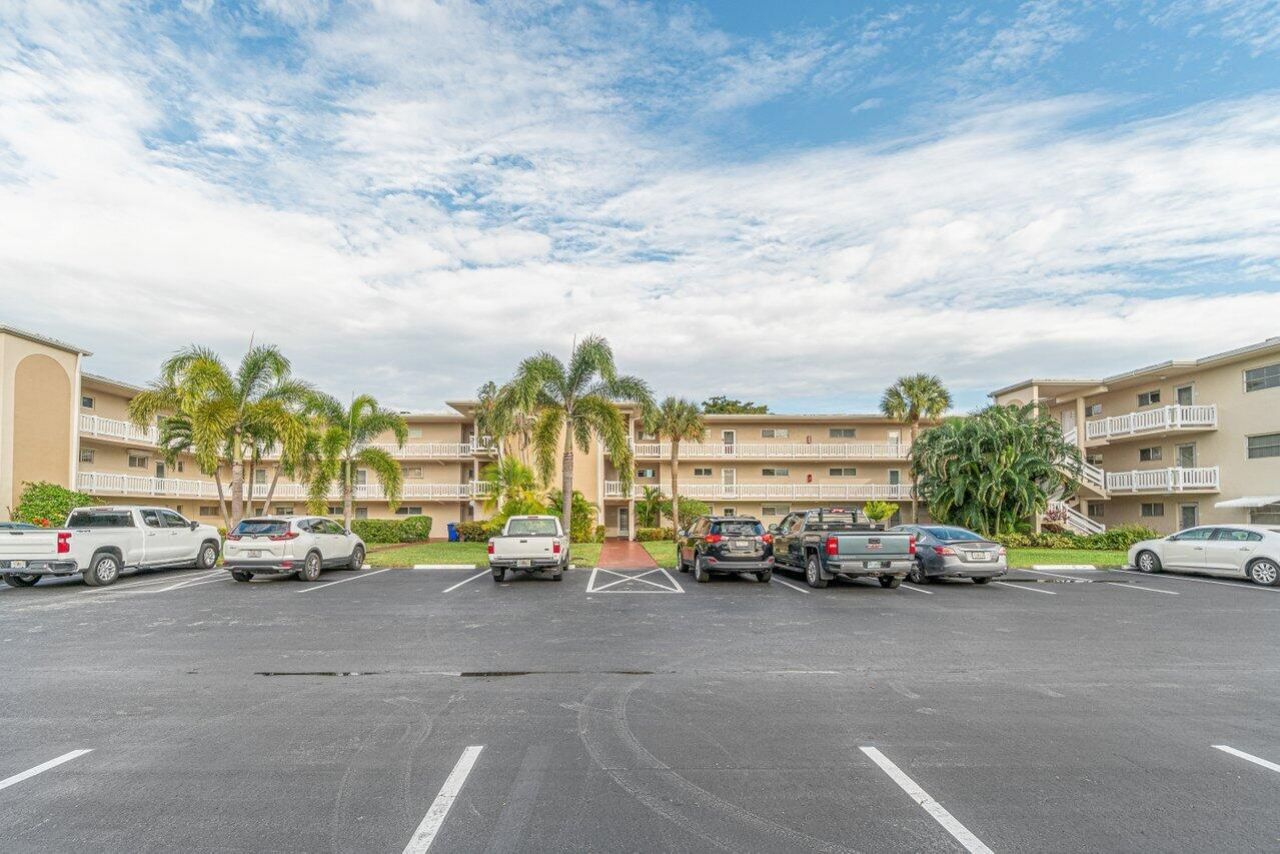2855 S Garden Drive, Unit 211, Lake Worth, FL 33461 Photo