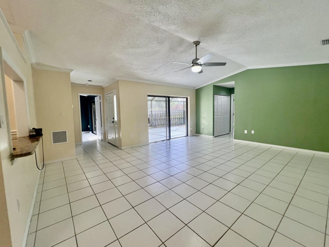1431 Captains Walk, Unit 17, Fort Pierce, FL 34950 Photo