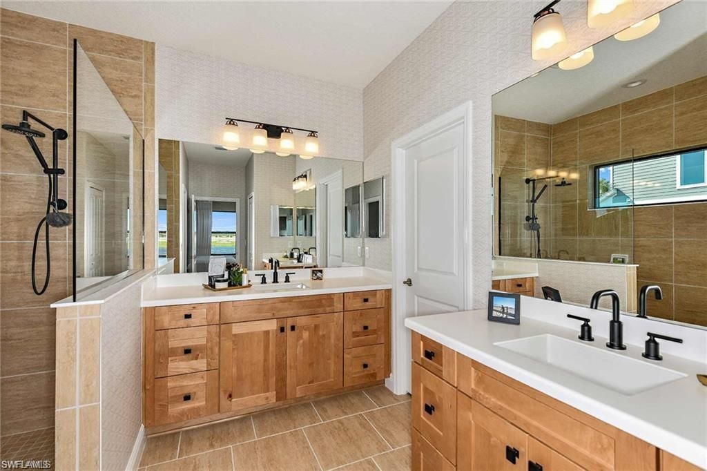 4563 Centaurus Cir, Naples, FL 34120 Photo