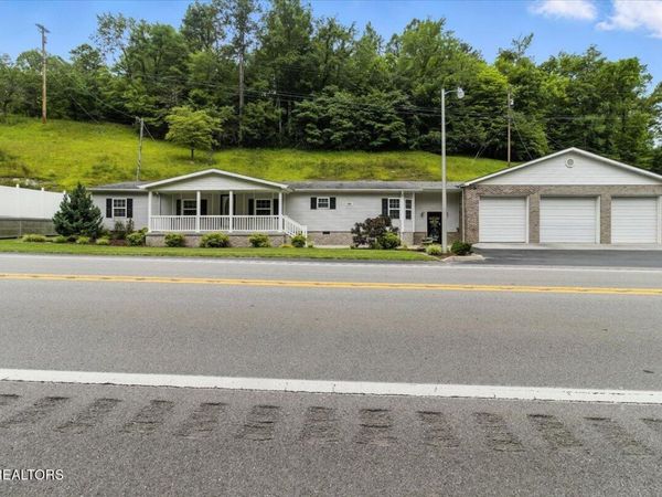 2953 US Highway 119, Pineville, KY 40977