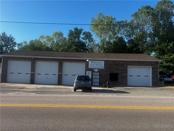 204 E Nunnally Street, Burkeville, VA 23922