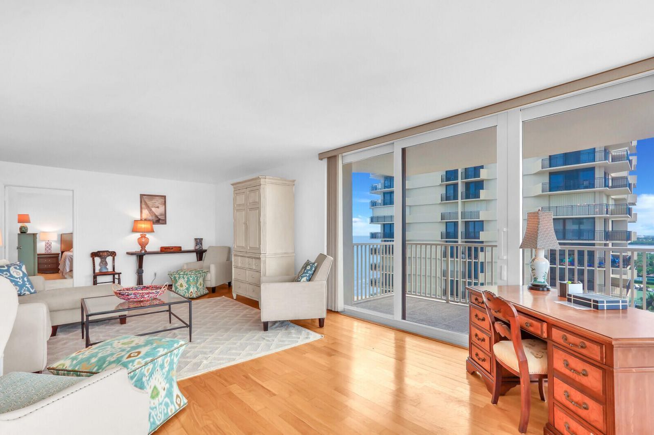 5480 N Ocean Drive, Unit A10c, Singer Island, FL 33404 Photo