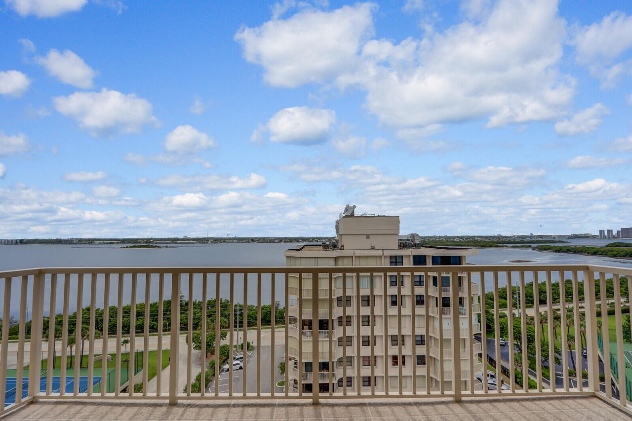 5480 N Ocean Drive, Unit A10c, Singer Island, FL 33404 Photo