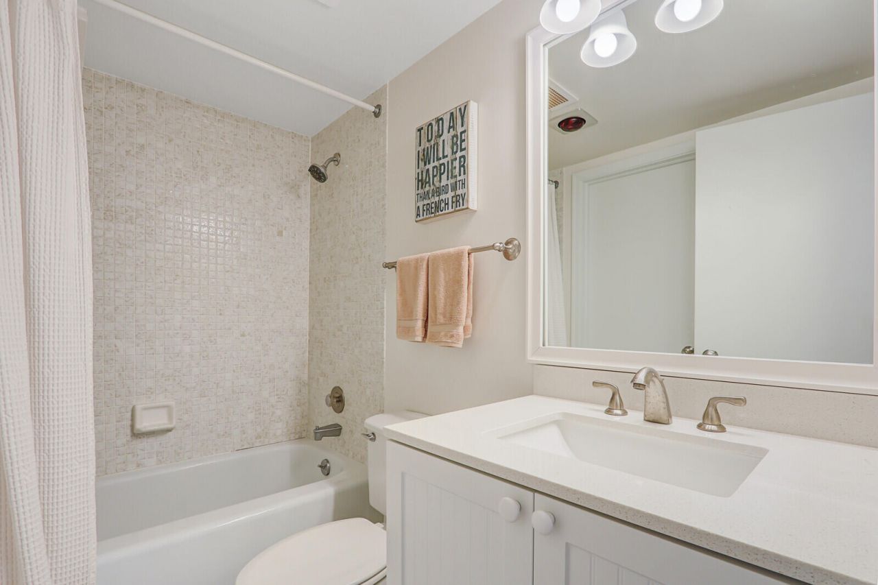 5480 N Ocean Drive, Unit A10c, Singer Island, FL 33404 Photo