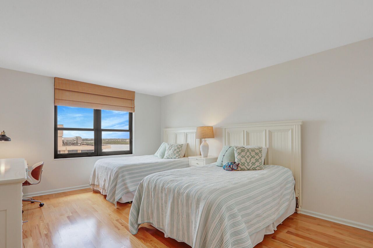 5480 N Ocean Drive, Unit A10c, Singer Island, FL 33404 Photo