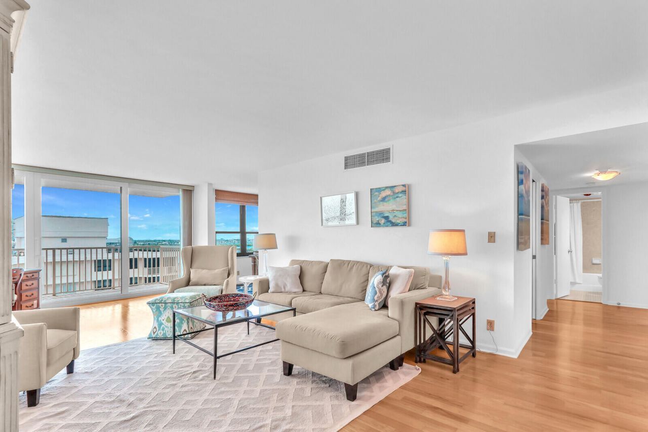 5480 N Ocean Drive, Unit A10c, Singer Island, FL 33404 Photo