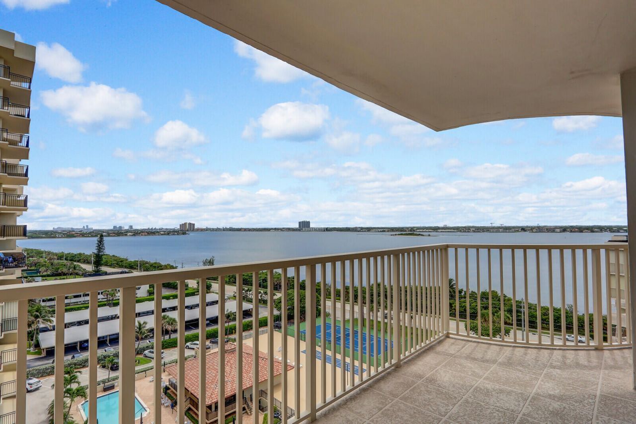 5480 N Ocean Drive, Unit A10c, Singer Island, FL 33404 Photo