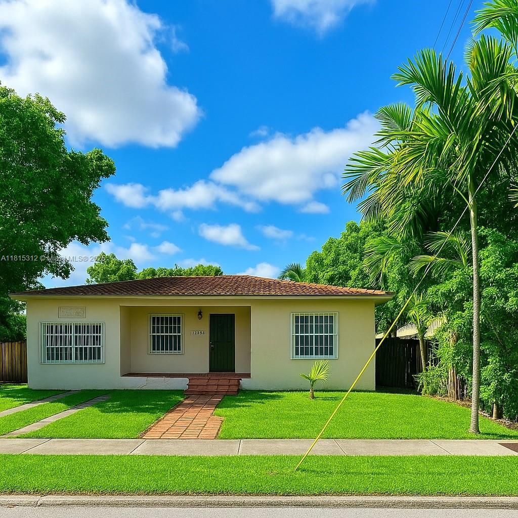 2225 SW 11th Ter, Miami, FL 33135 Photo