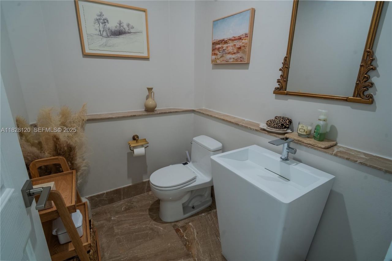 2493 Poinciana Dr, Weston, FL 33327 Photo