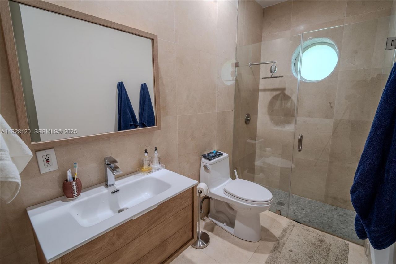 2493 Poinciana Dr, Weston, FL 33327 Photo