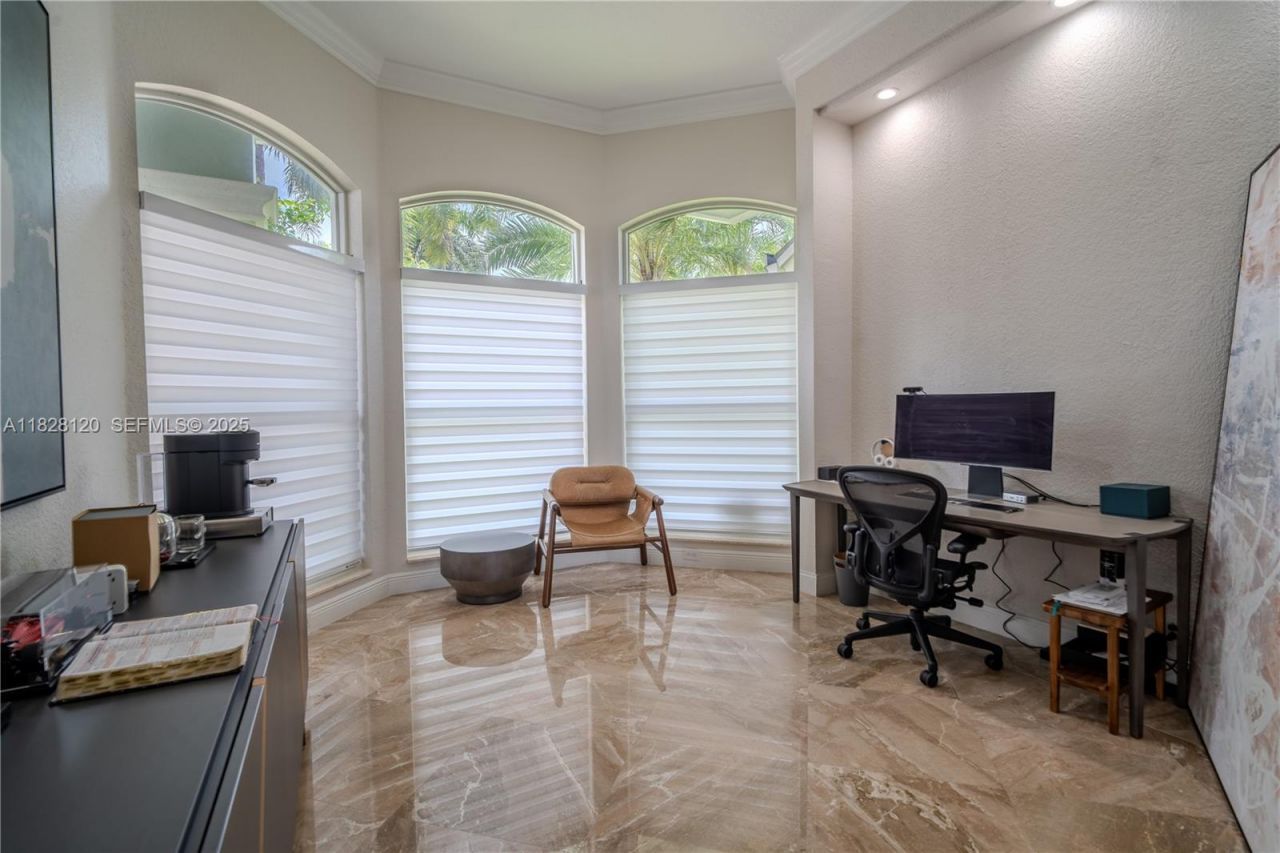 2493 Poinciana Dr, Weston, FL 33327 Photo