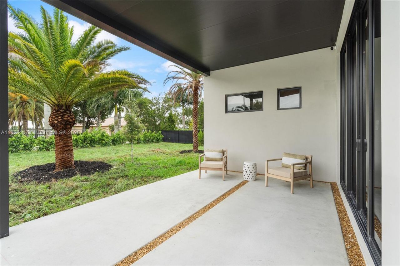 14930 SW 16th Ct, Davie, FL 33326 Photo