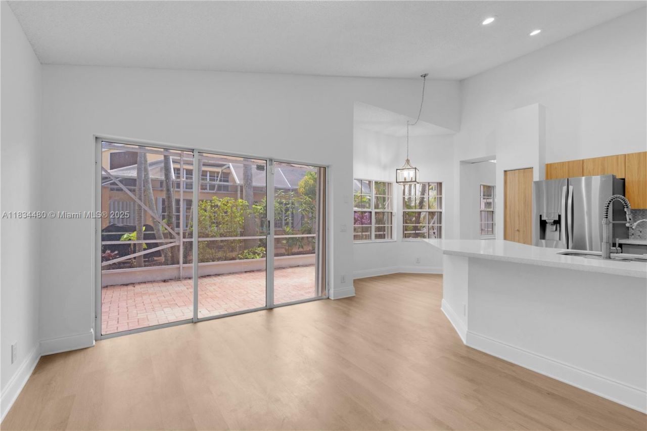 1525 Seabay Rd, Weston, FL 33326 Photo