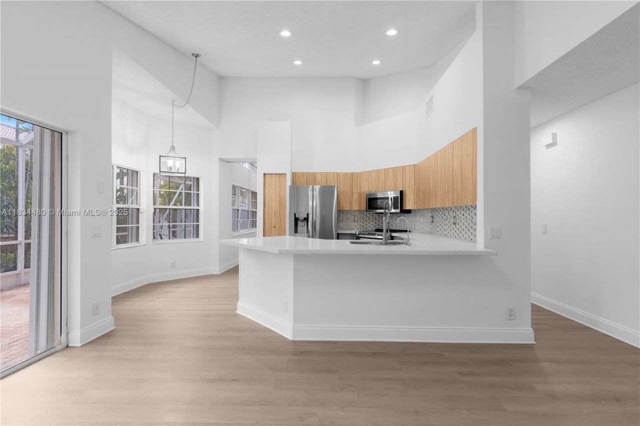 1525 Seabay Rd, Weston, FL 33326 Photo