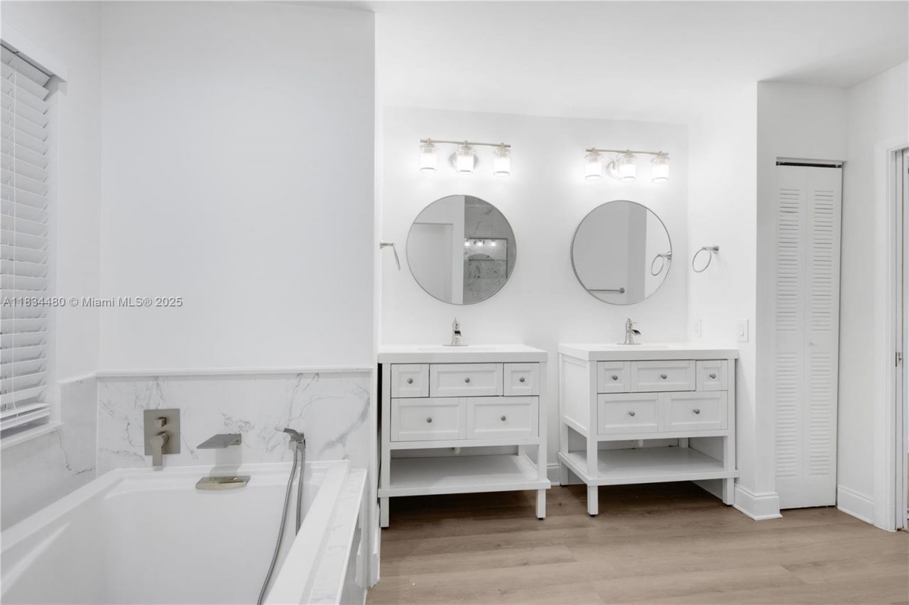 1525 Seabay Rd, Weston, FL 33326 Photo