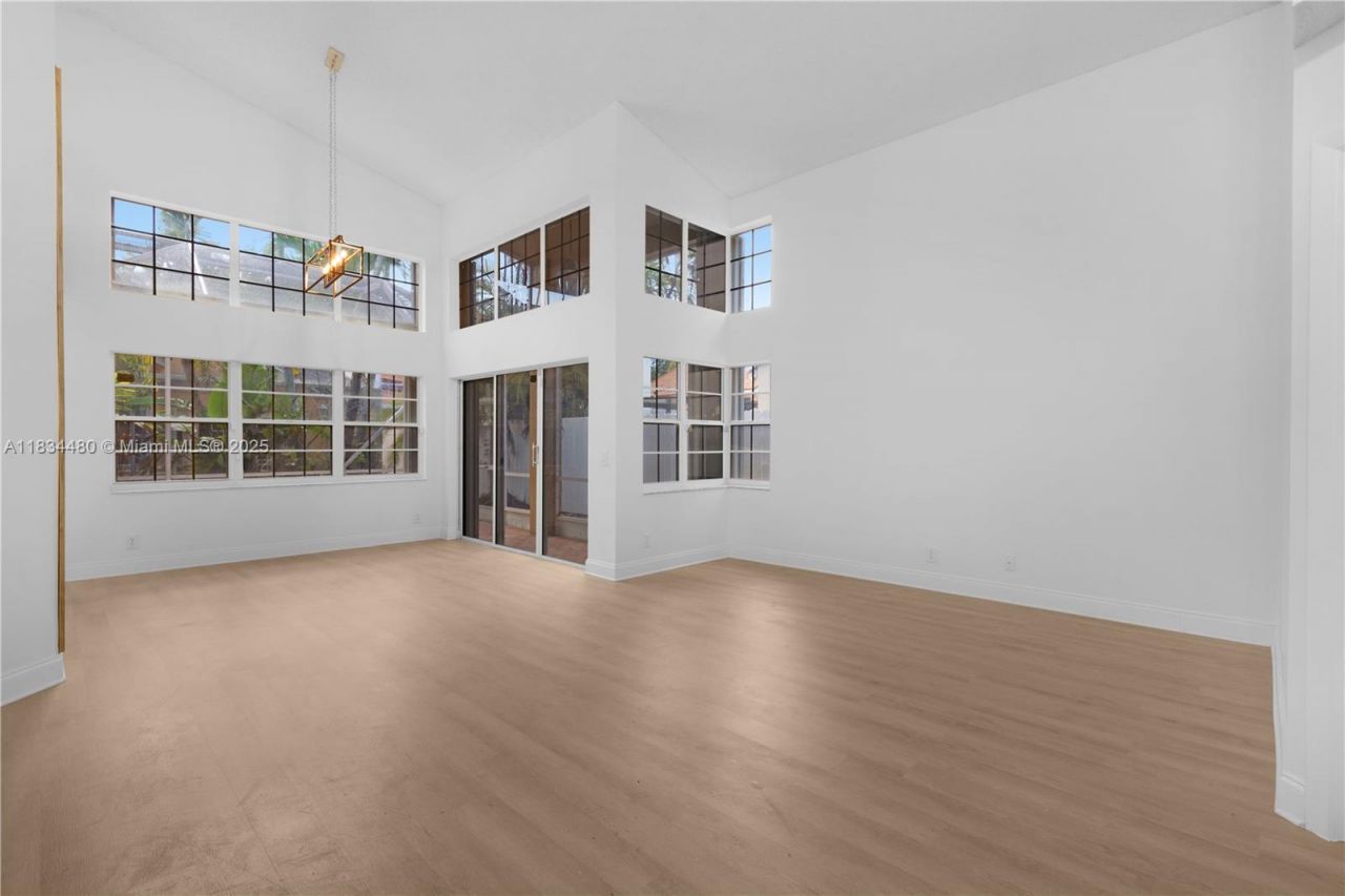 1525 Seabay Rd, Weston, FL 33326 Photo