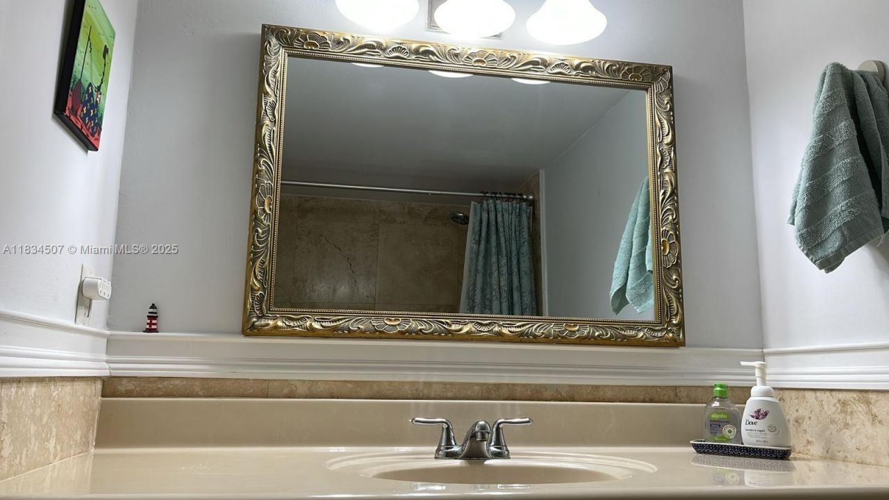 3180 S Ocean Dr, Unit 1602, Hallandale Beach, FL 33009 Photo