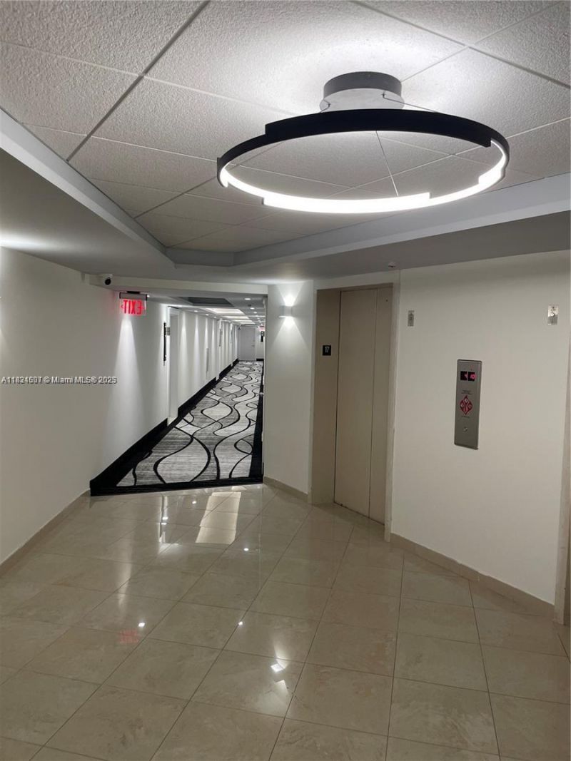 3180 S Ocean Dr, Unit 1602, Hallandale Beach, FL 33009 Photo