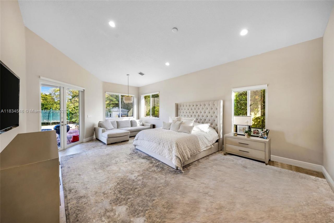 16701 SW 49th St, Southwest Ranches, FL 33331 Photo