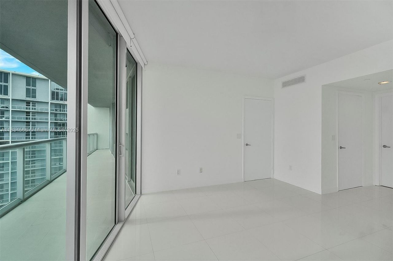 465 Brickell Ave, Unit 4505, Miami, FL 33131 Photo
