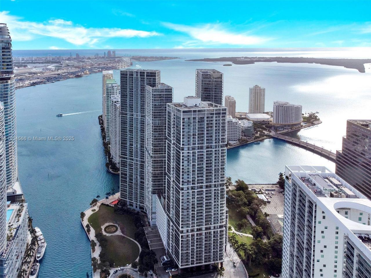 465 Brickell Ave, Unit 4505, Miami, FL 33131 Photo