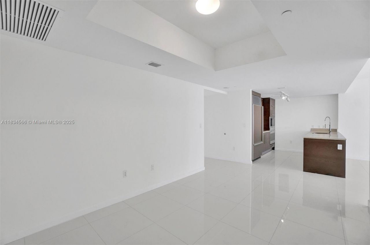 465 Brickell Ave, Unit 4505, Miami, FL 33131 Photo