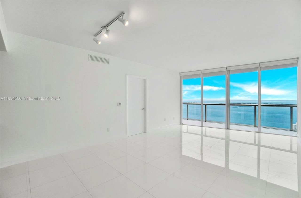 465 Brickell Ave, Unit 4505, Miami, FL 33131 Photo