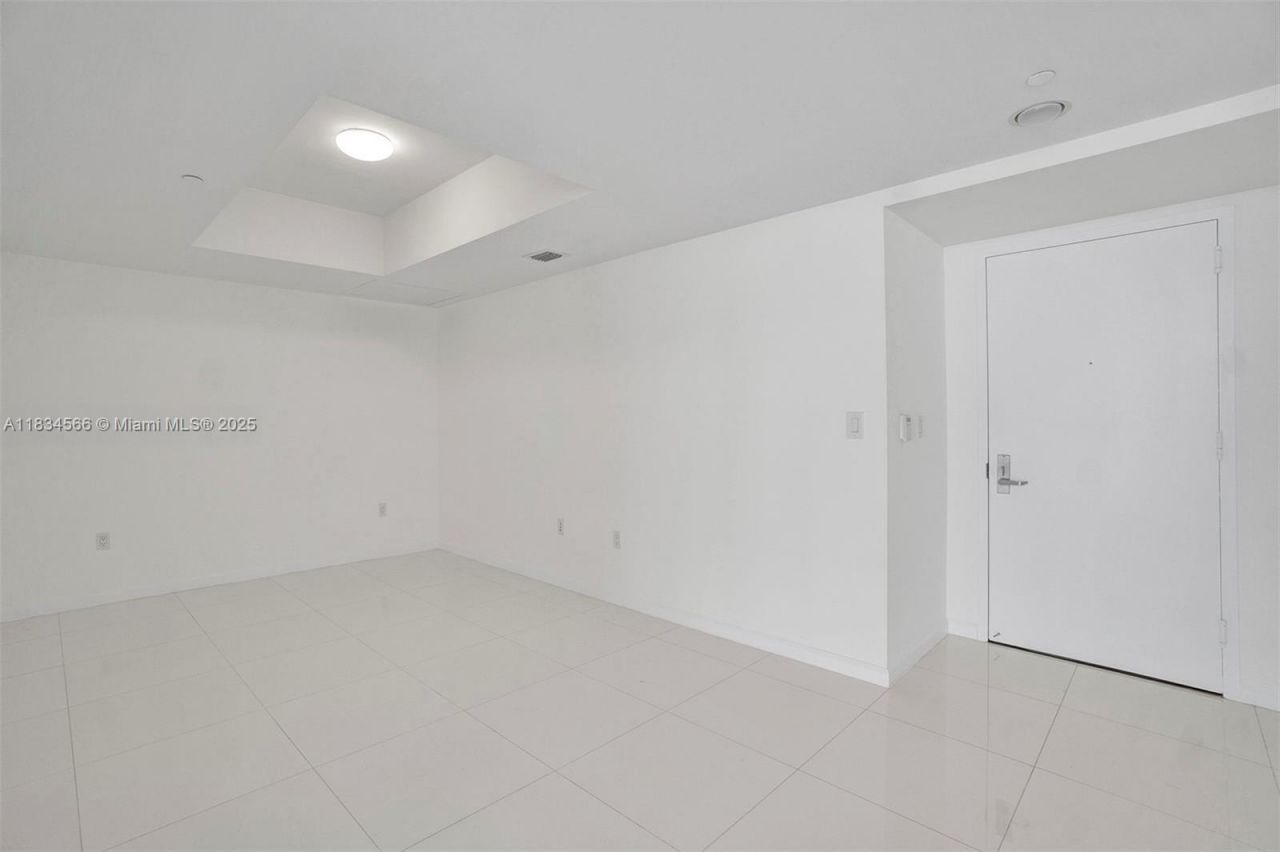 465 Brickell Ave, Unit 4505, Miami, FL 33131 Photo
